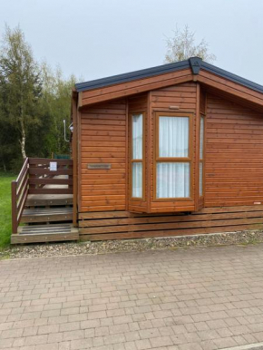 Longstone Lodge